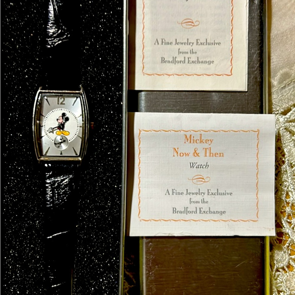 Ladies Mickey Mouse wrist watch”now and then“ edition fromThe Bradford Exchange